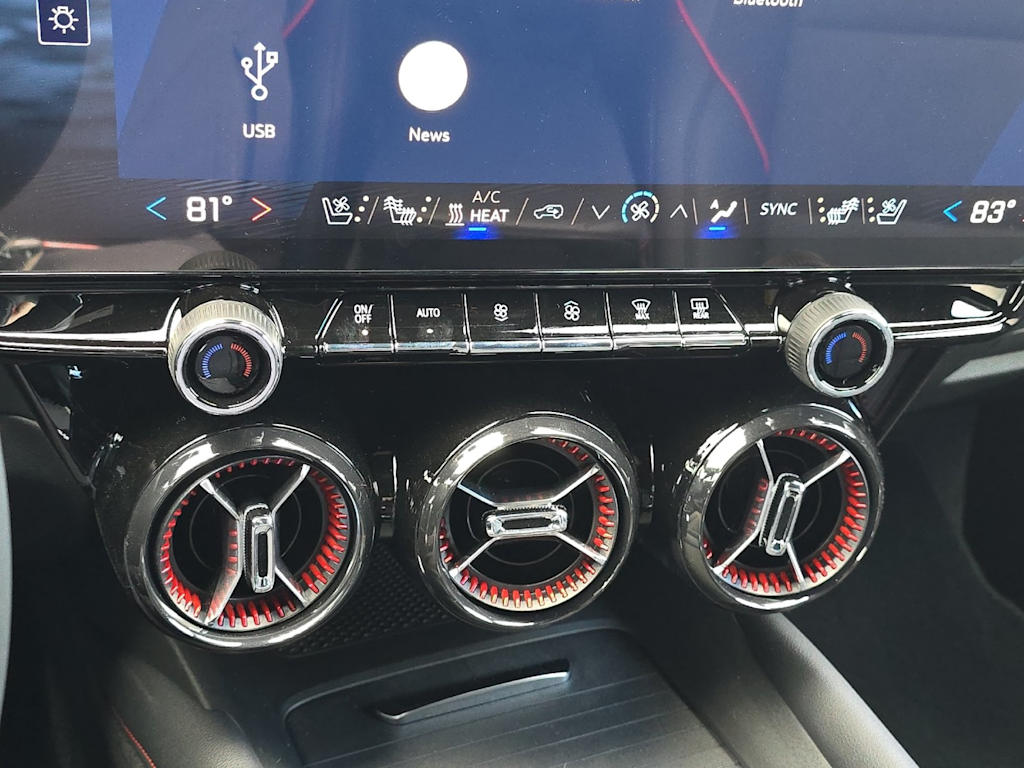 Thumbnail: 2026 Chevrolet Blazer EV - 24