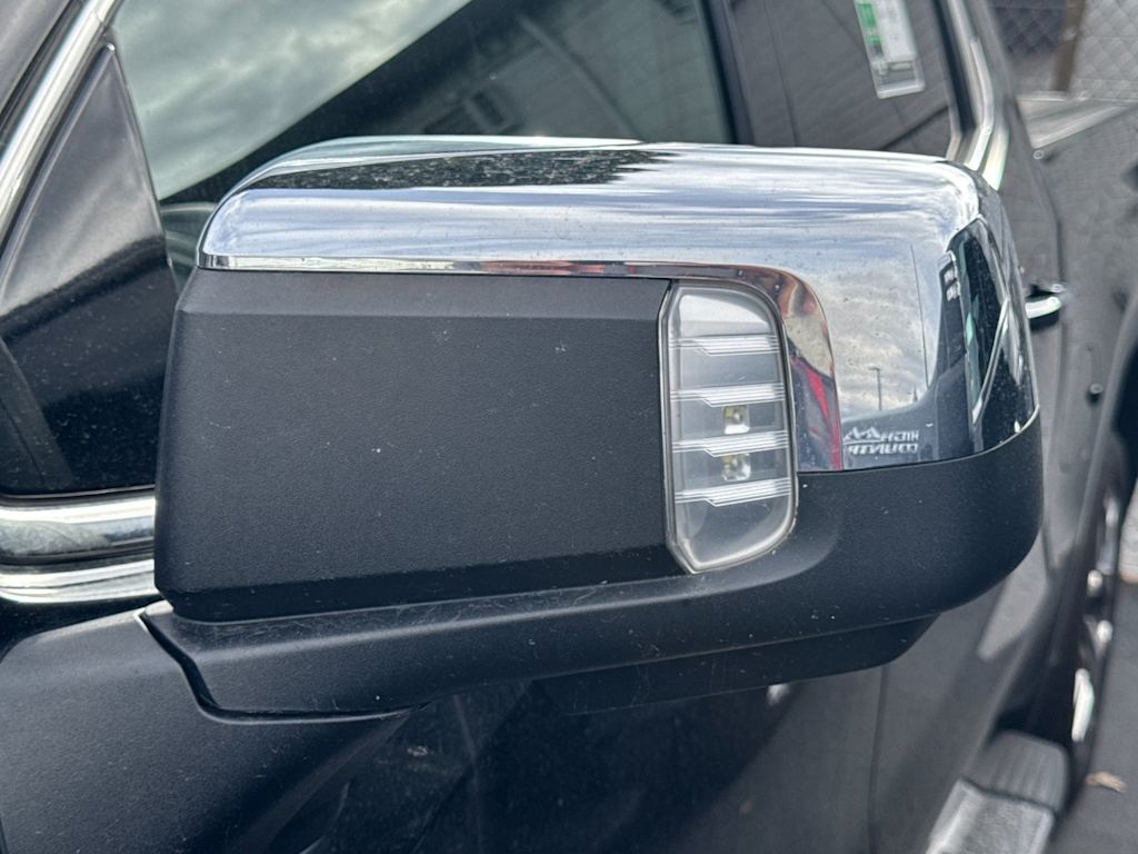 Thumbnail: 2023 GMC Sierra 1500 - 10