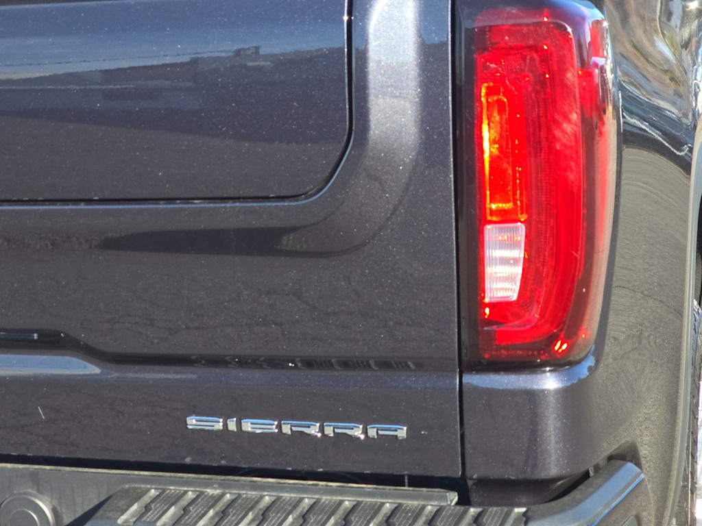 Thumbnail: 2023 GMC Sierra 1500 - 28