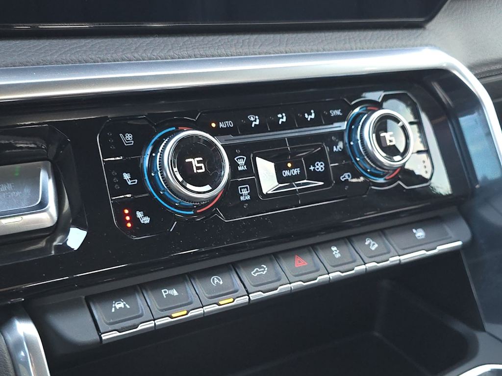 Thumbnail: 2023 GMC Sierra 1500 - 24