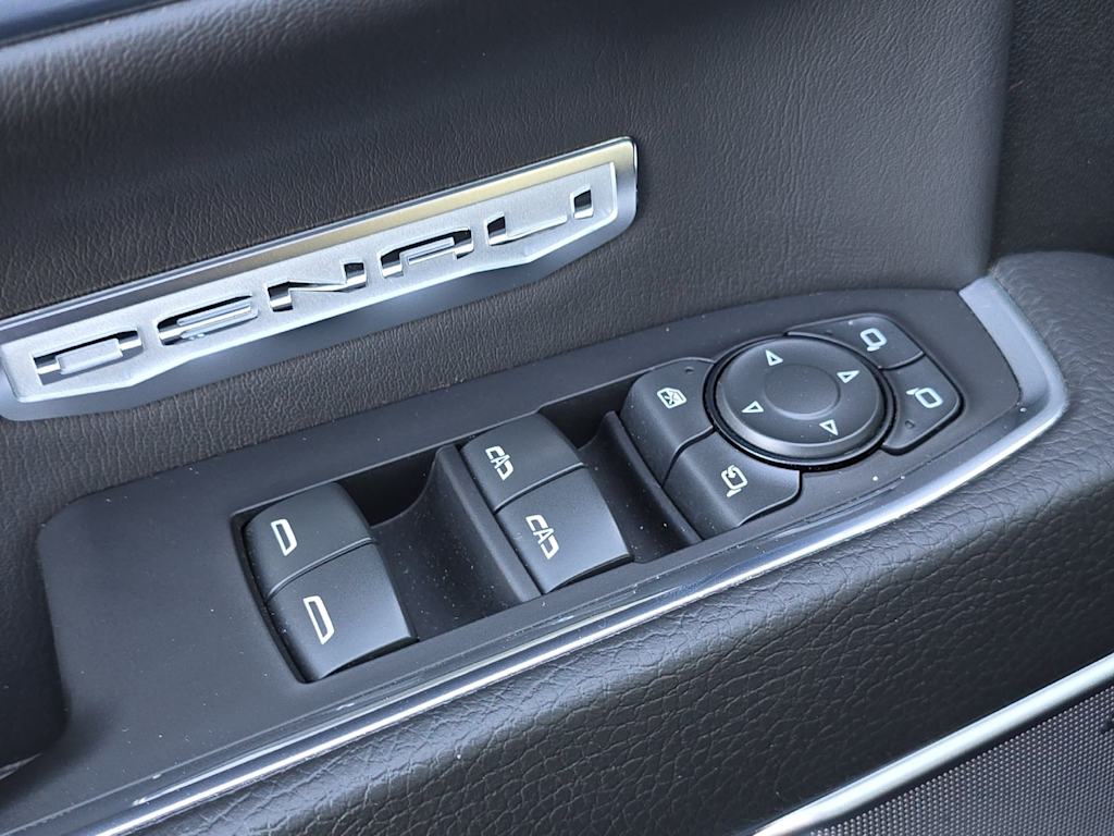 Thumbnail: 2023 GMC Sierra 1500 - 21