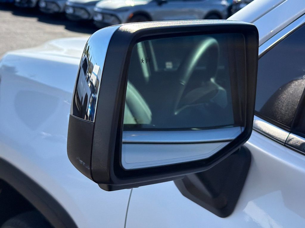 Thumbnail: 2024 GMC Sierra 1500 - 11