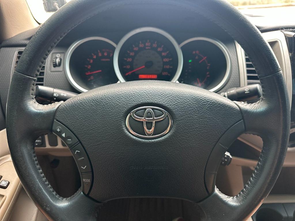 Thumbnail: 2007 Toyota Tacoma - 25