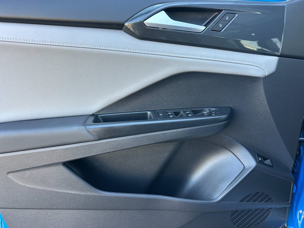 Thumbnail: 2022 Volkswagen Taos - 21