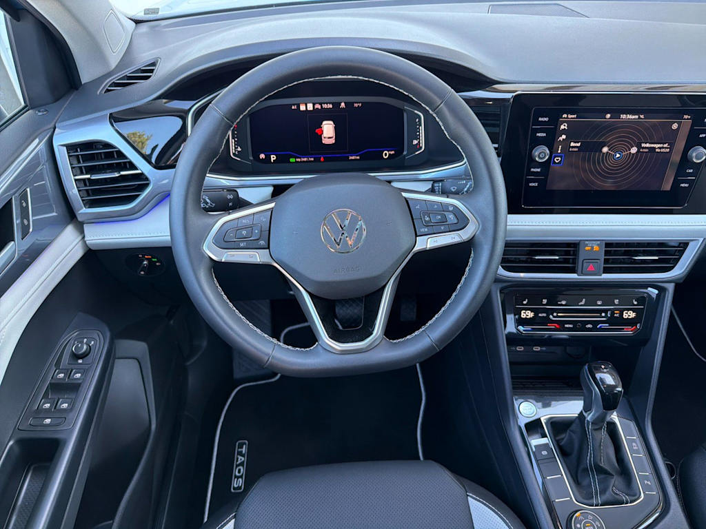 Thumbnail: 2025 Volkswagen Taos - 9