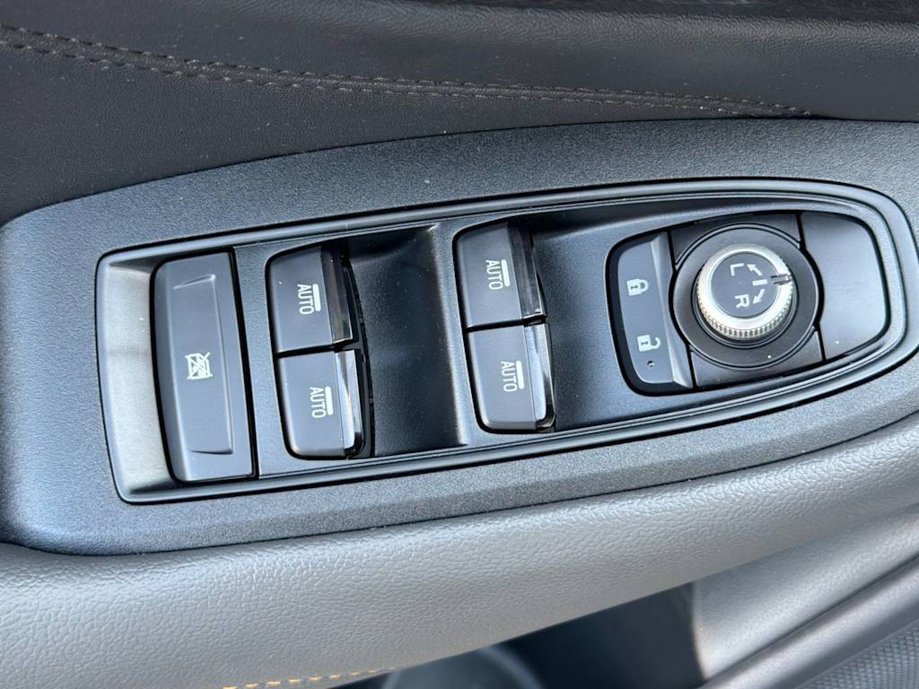 Thumbnail: 2022 Subaru Outback - 22