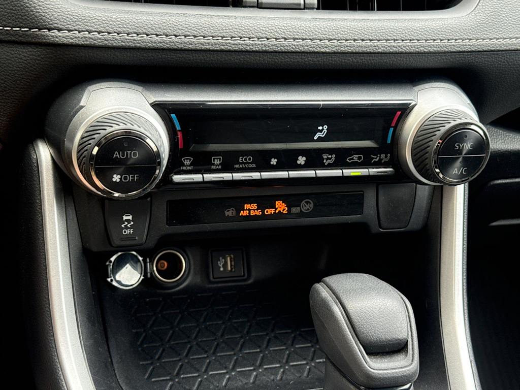 Thumbnail: 2024 Toyota RAV4 - 26