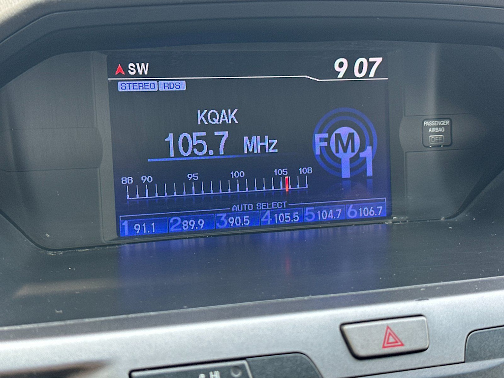 Thumbnail: 2011 Honda Odyssey - 12