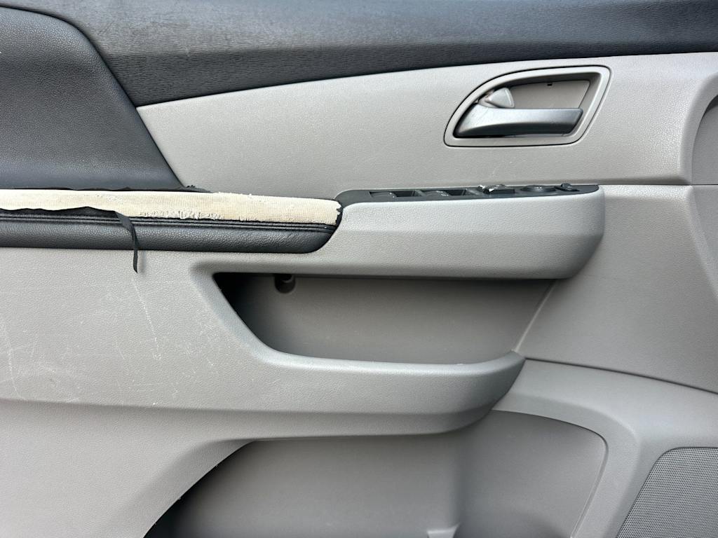 Thumbnail: 2011 Honda Odyssey - 20