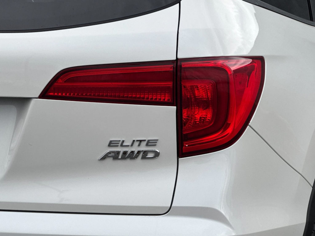 Thumbnail: 2017 Honda Pilot - 31