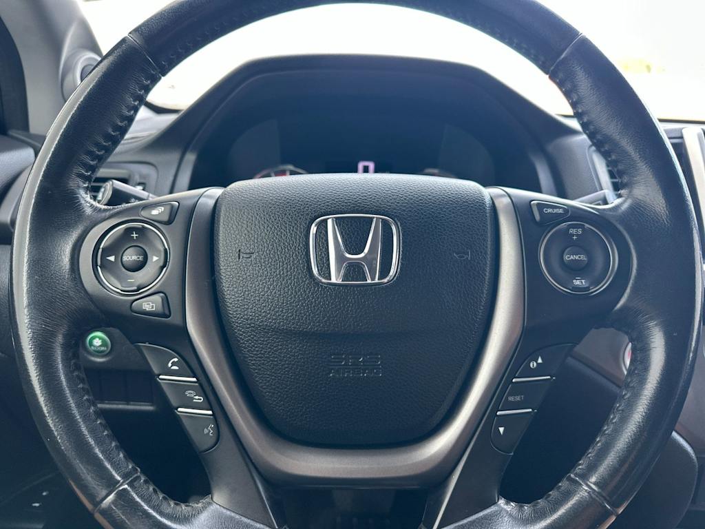 Thumbnail: 2016 Honda Pilot - 26