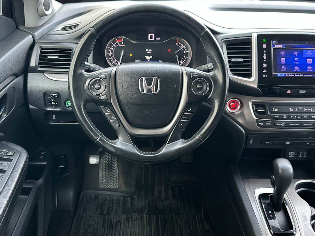 Thumbnail: 2016 Honda Pilot - 10