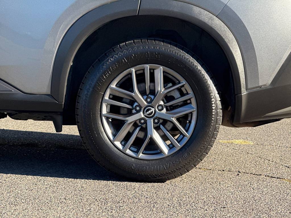 Thumbnail: 2023 Nissan Rogue - 8