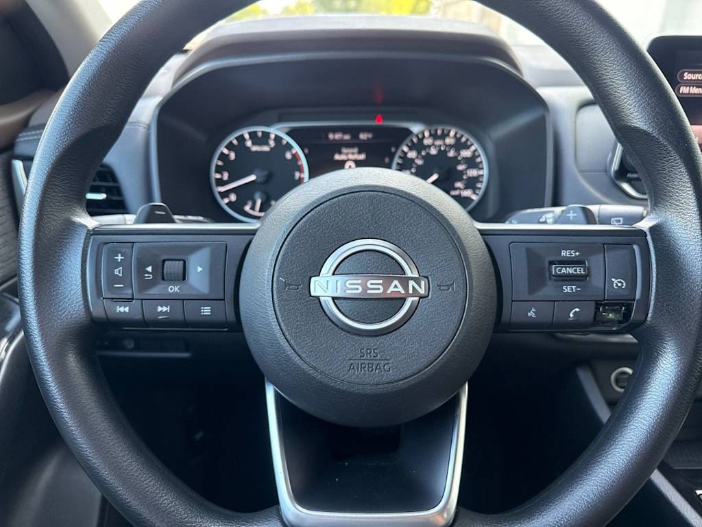 Thumbnail: 2023 Nissan Rogue - 27