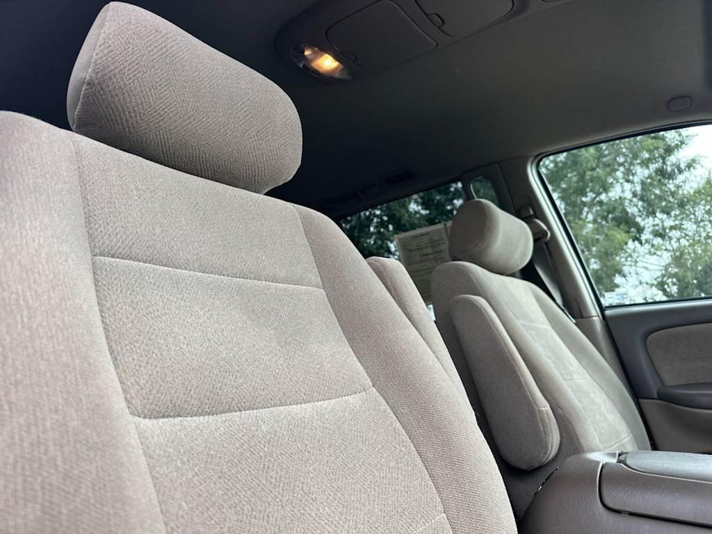 Thumbnail: 2002 Toyota Sequoia - 21