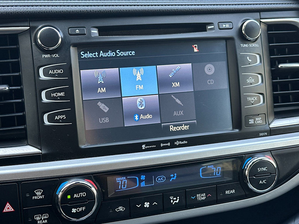 Thumbnail: 2017 Toyota Highlander - 13