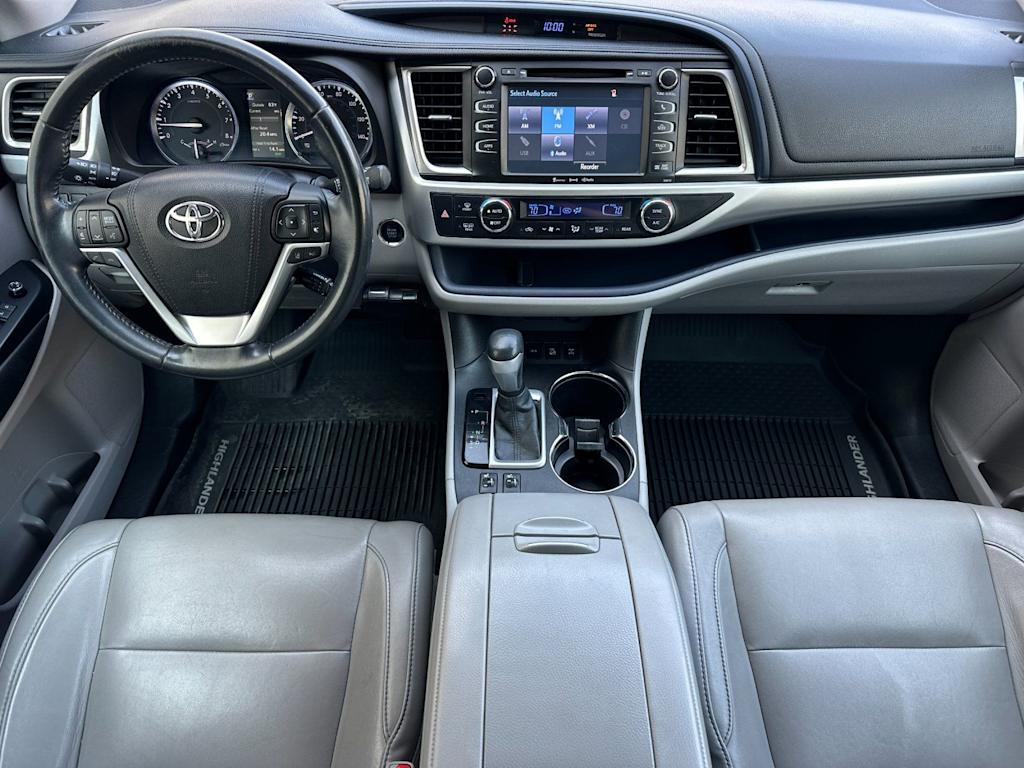 Thumbnail: 2017 Toyota Highlander - 2