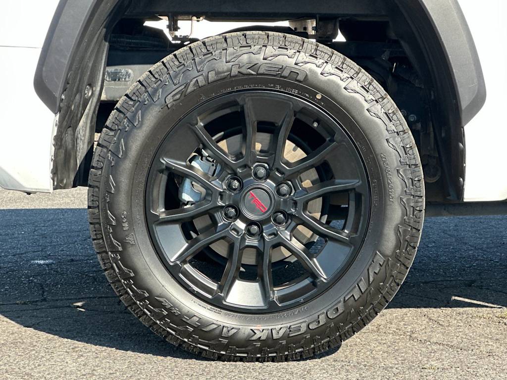 Thumbnail: 2024 Toyota Tundra - 7