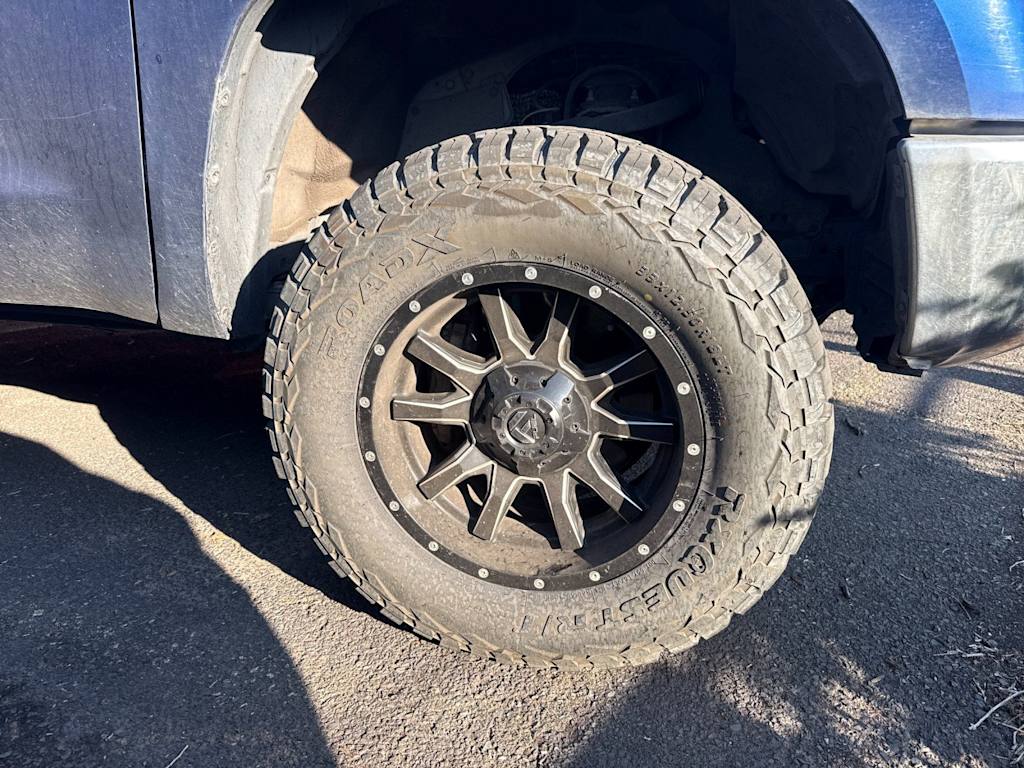 Thumbnail: 2015 Toyota Tundra - 6