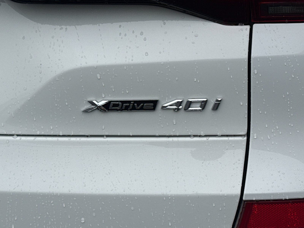 Thumbnail: 2021 BMW X5 - 7