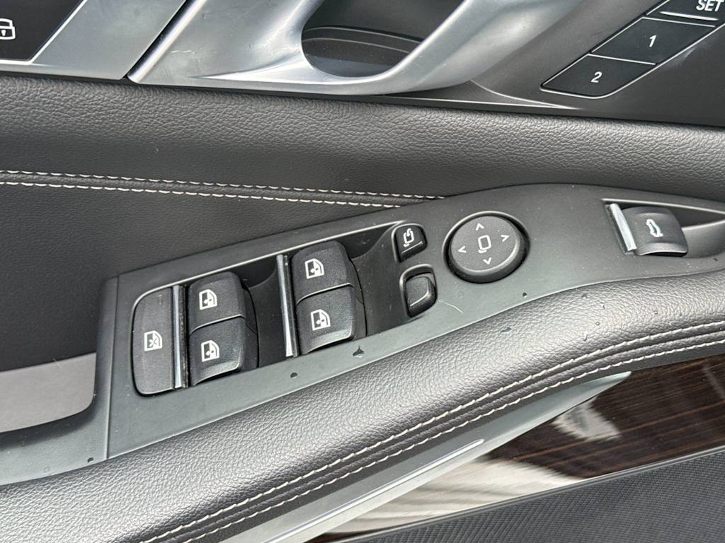 Thumbnail: 2021 BMW X5 - 23