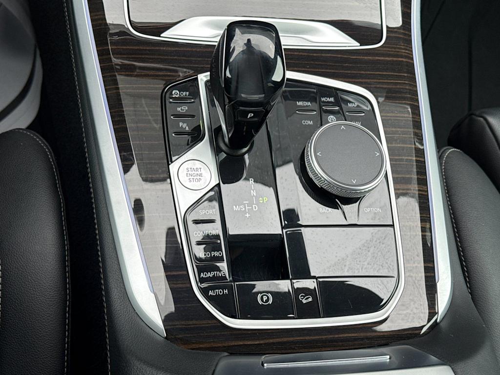 Thumbnail: 2021 BMW X5 - 14