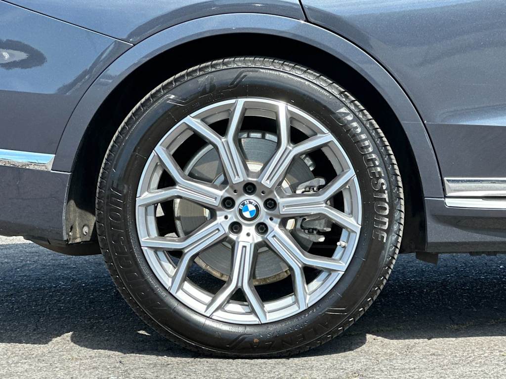 Thumbnail: 2019 BMW X7 - 7