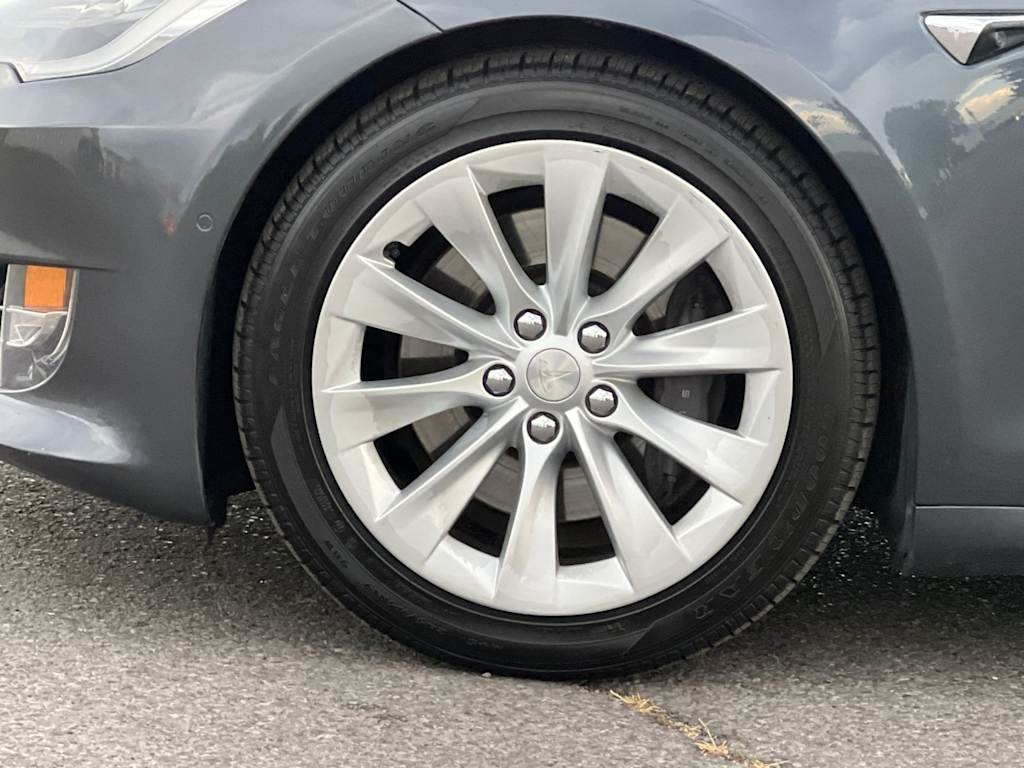 Thumbnail: 2019 Tesla Model S - 7