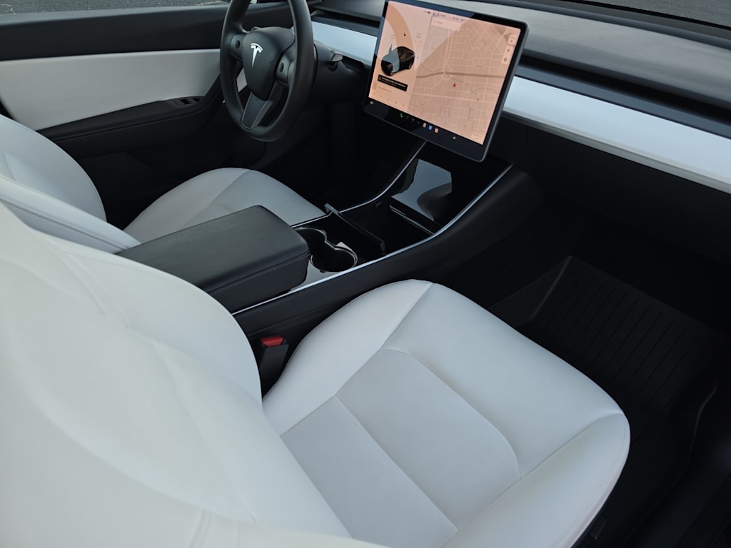 Thumbnail: 2021 Tesla Model Y - 19