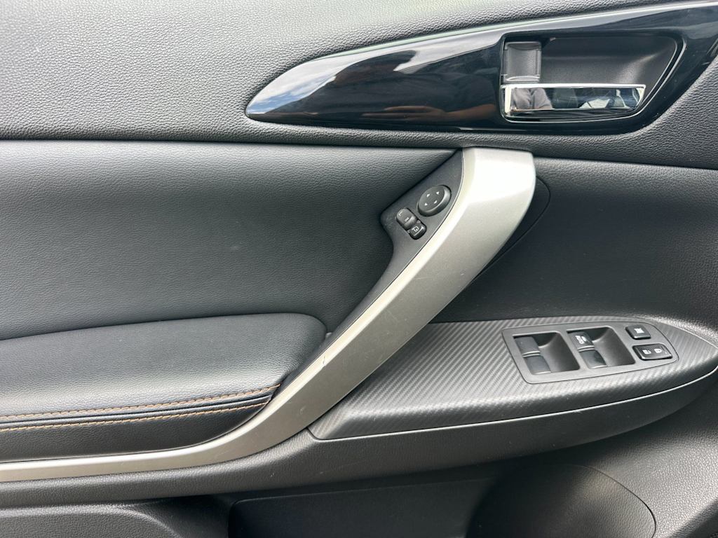 Thumbnail: 2019 Mitsubishi Eclipse Cross - 20