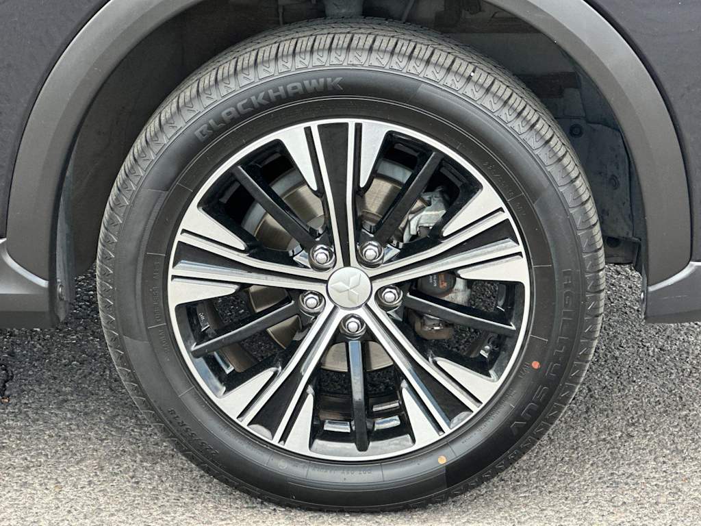 Thumbnail: 2019 Mitsubishi Eclipse Cross - 6
