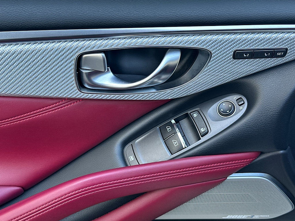 Thumbnail: 2017 INFINITI Q60 - 21