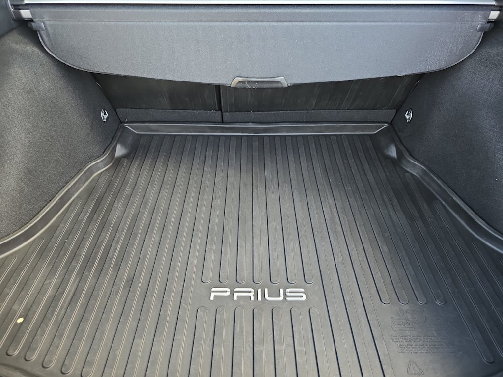 Thumbnail: 2020 Toyota Prius - 16