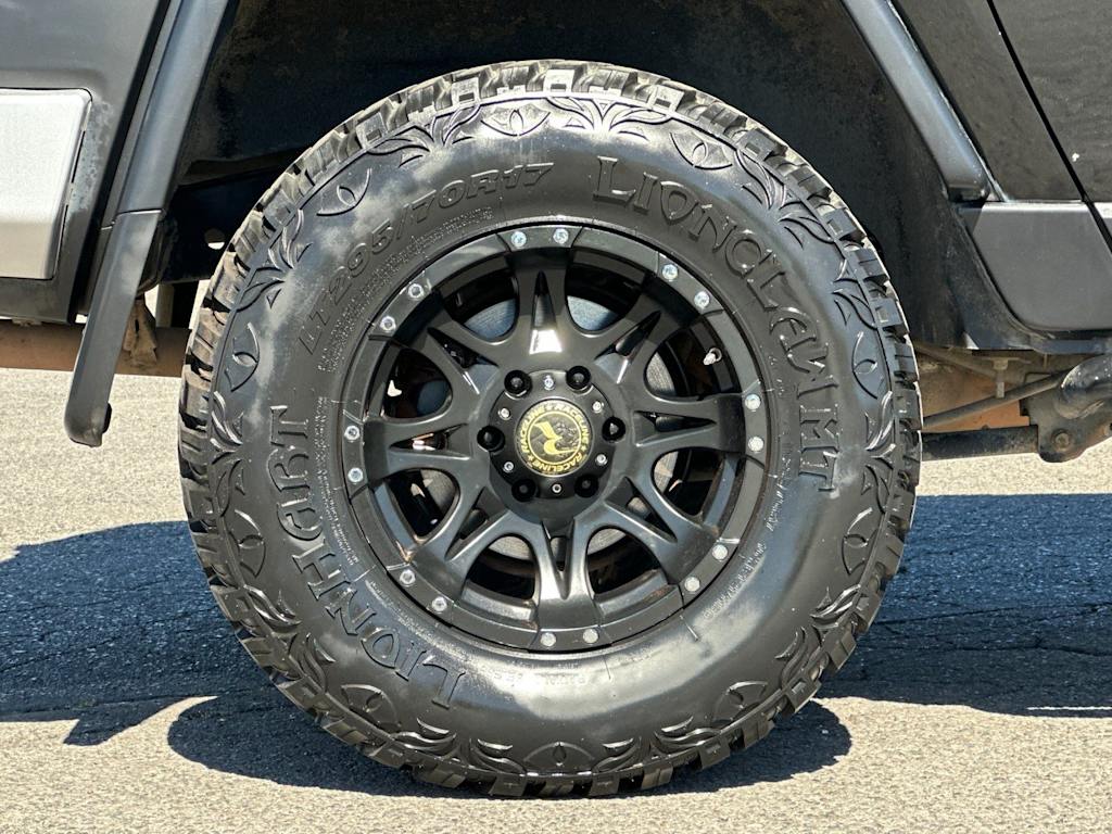 Thumbnail: 2007 Toyota FJ Cruiser - 6