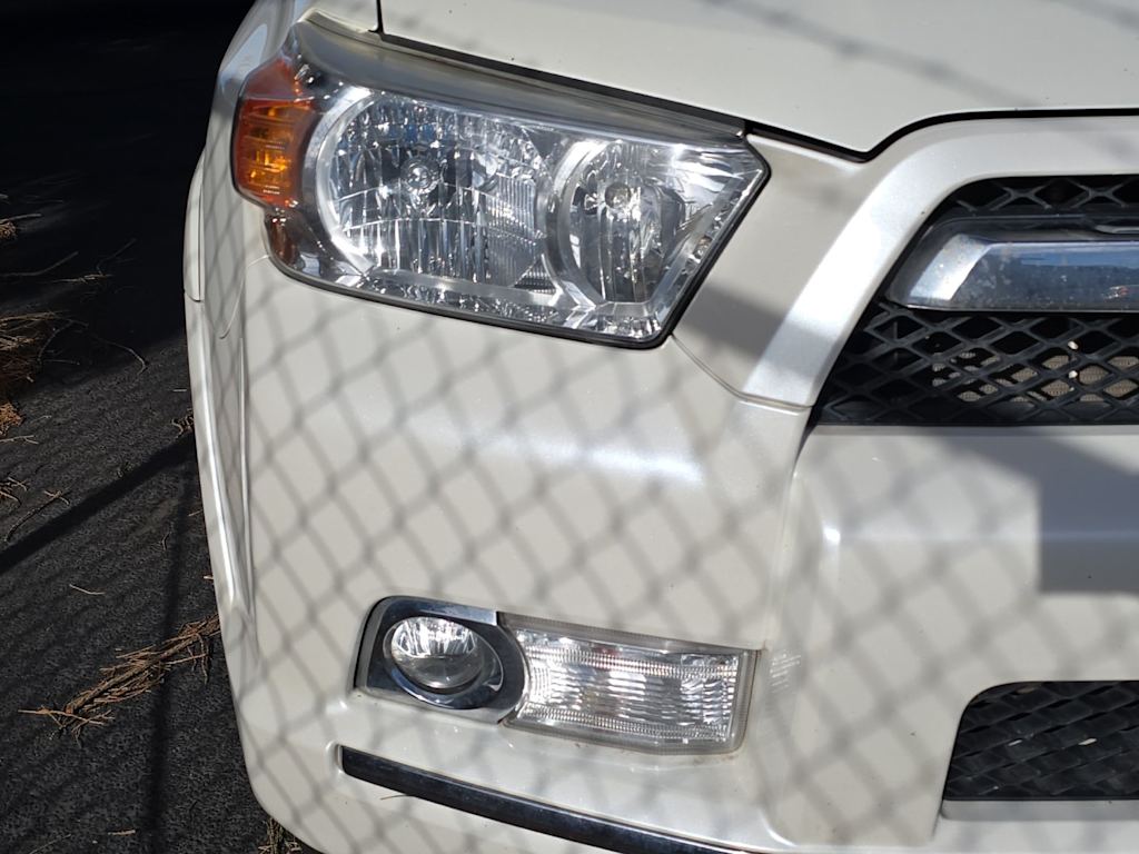 Thumbnail: 2012 Toyota 4Runner - 12