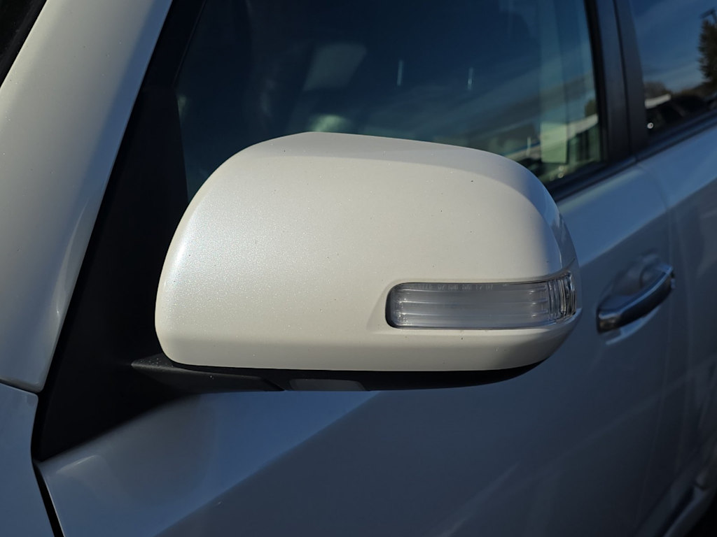 Thumbnail: 2012 Toyota 4Runner - 10