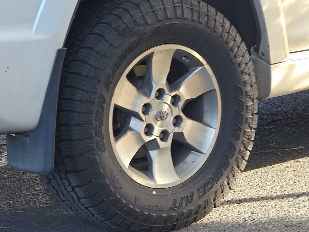 Thumbnail: 2012 Toyota 4Runner - 6