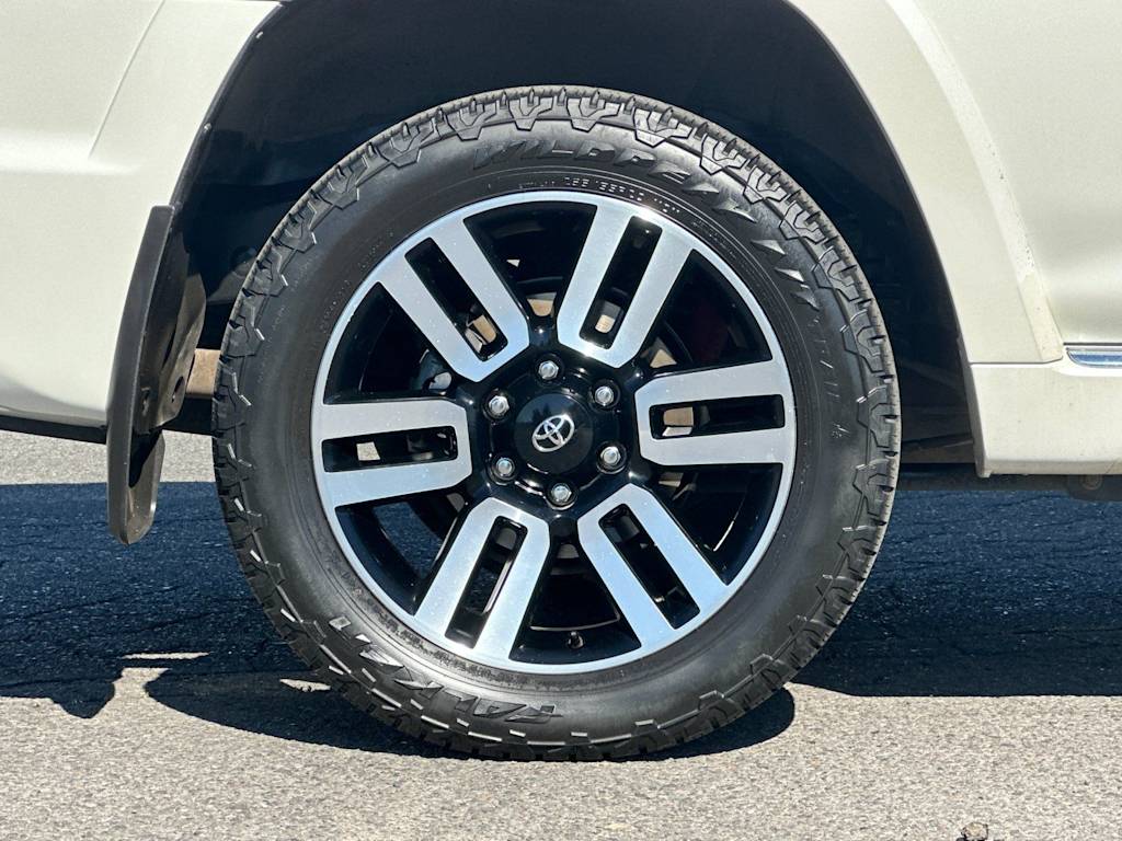 Thumbnail: 2023 Toyota 4Runner - 7