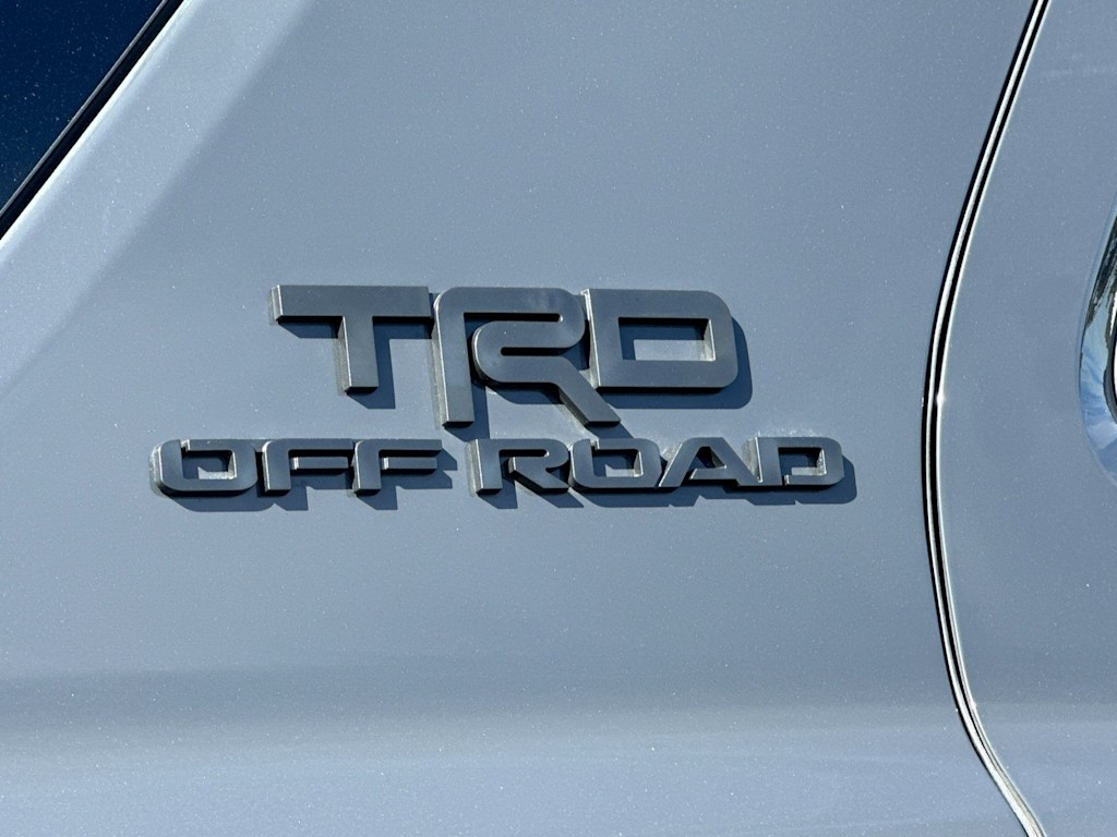 Thumbnail: 2025 Toyota 4Runner - 7