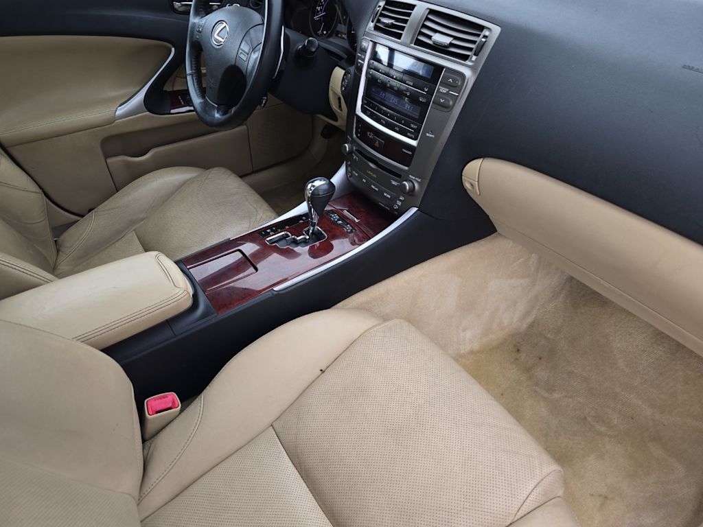Thumbnail: 2006 Lexus IS - 11
