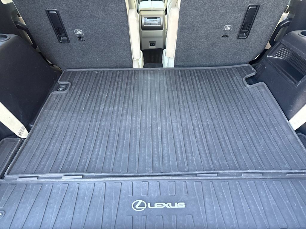 Thumbnail: 2021 Lexus GX - 16