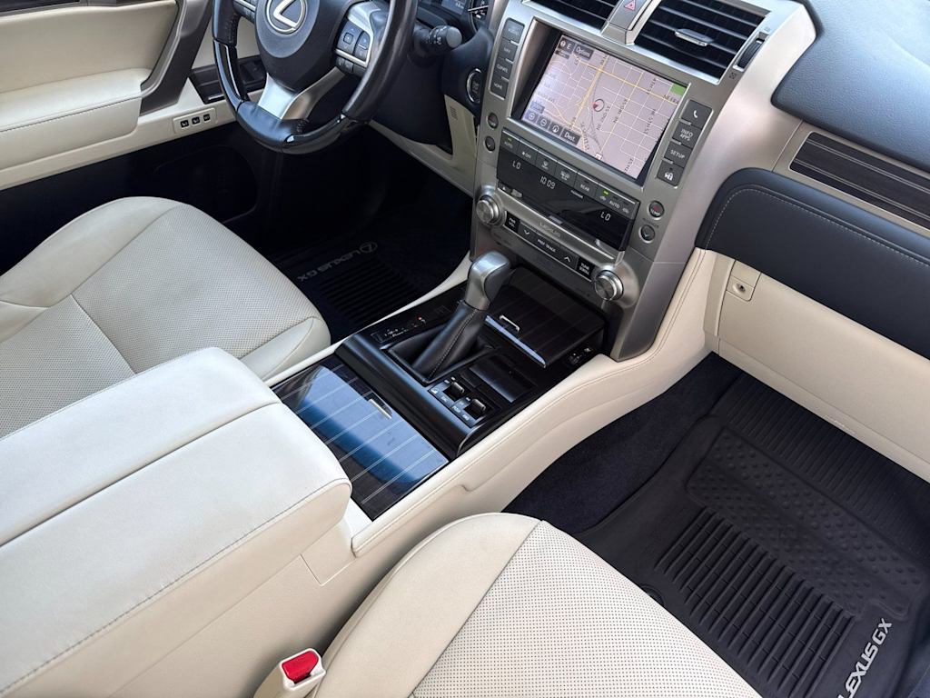Thumbnail: 2021 Lexus GX - 10