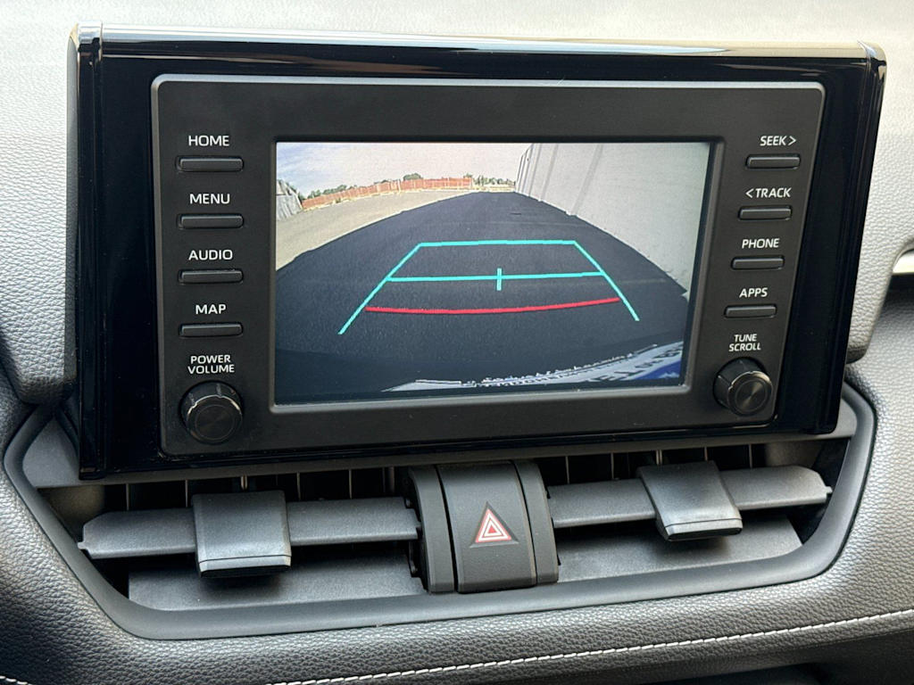 Thumbnail: 2019 Toyota RAV4 - 24