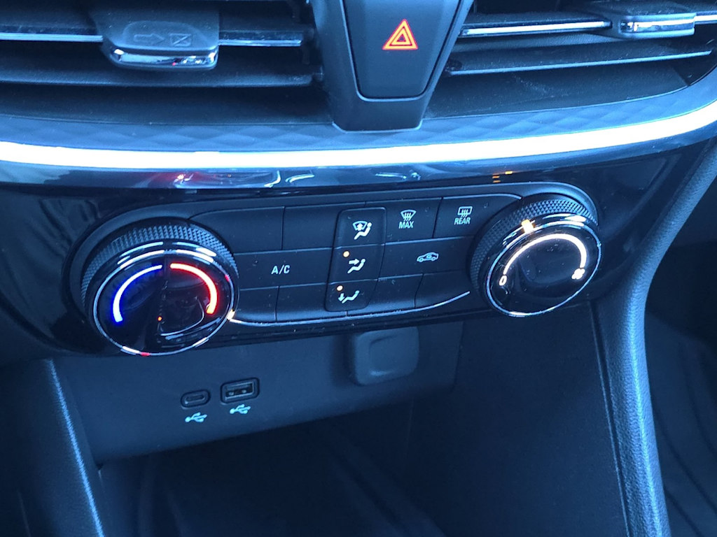 Thumbnail: 2025 Buick Encore GX - 23