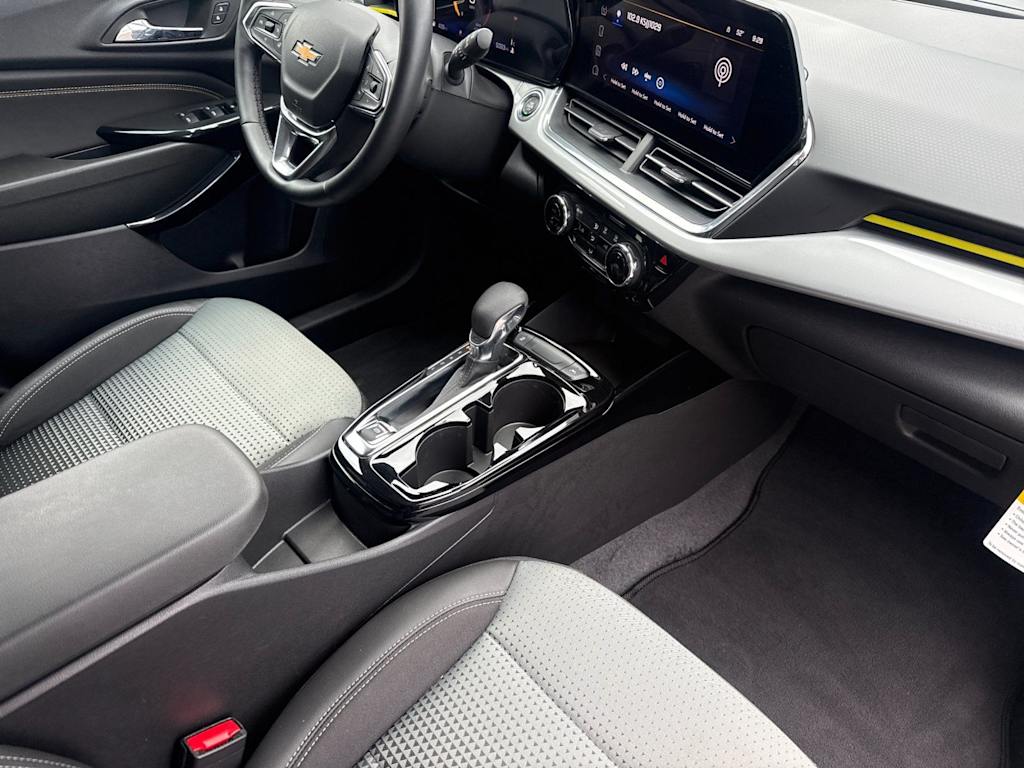 Thumbnail: 2026 Chevrolet Trax - 13