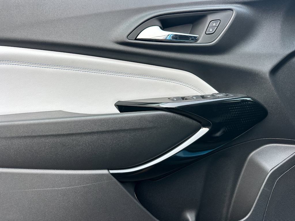 Thumbnail: 2026 Chevrolet Trax - 20