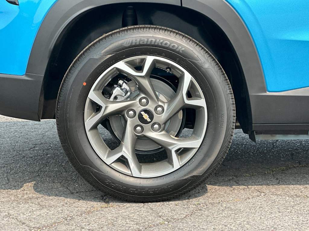 Thumbnail: 2026 Chevrolet Trax - 7