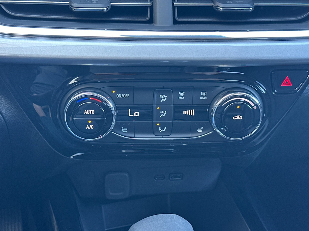 2025 Chevrolet Trax LT 25