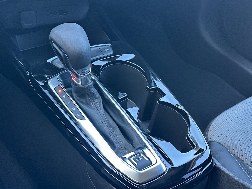 2025 Chevrolet Trax LT 14