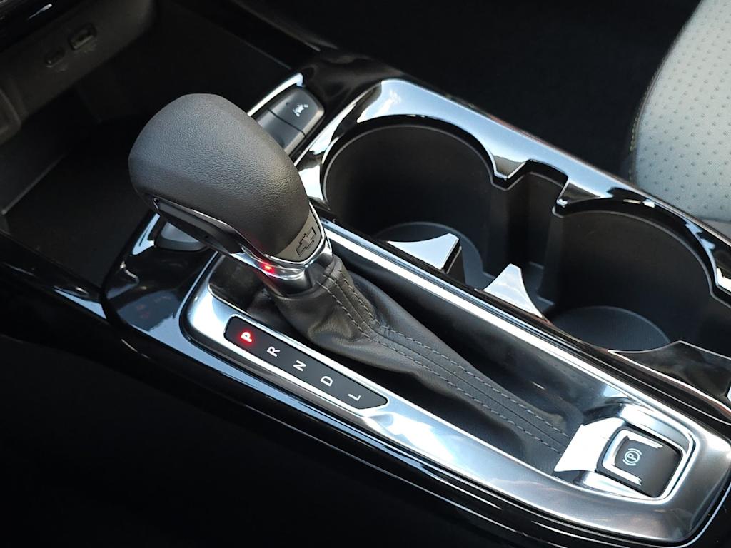 Thumbnail: 2026 Chevrolet Trax - 14